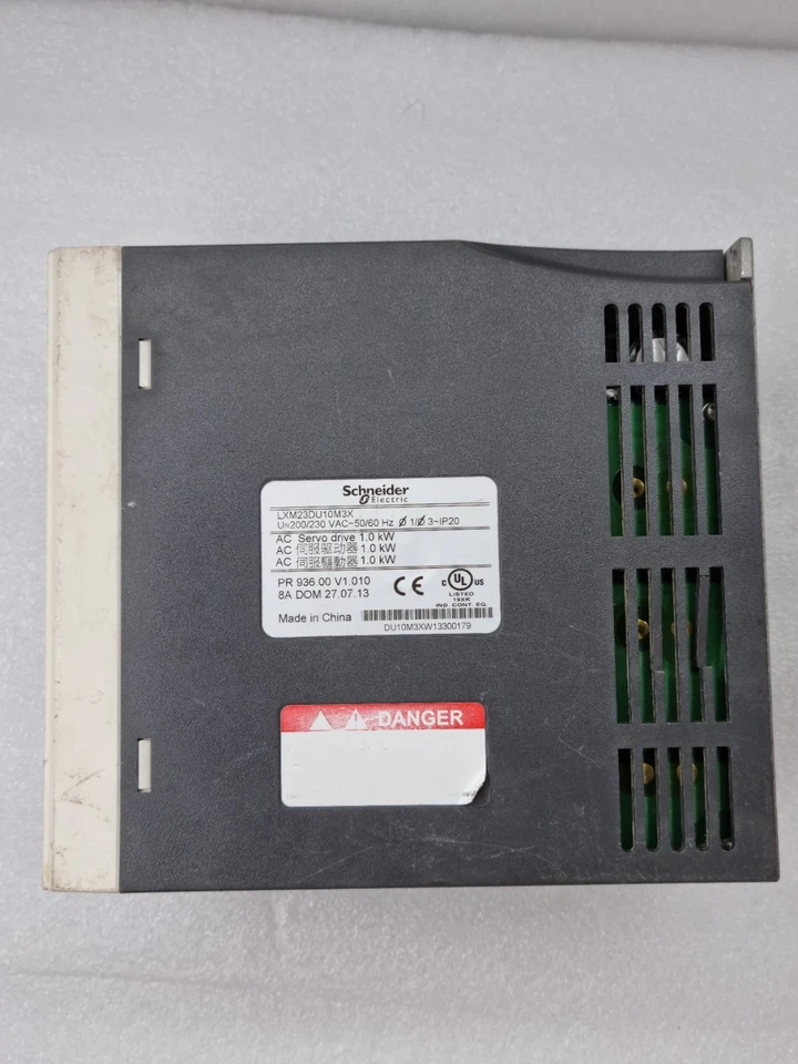 Schneider Electric LXM23DU10M3X Lexium 23 1.0 kW AC Servo Drive (Used Working)